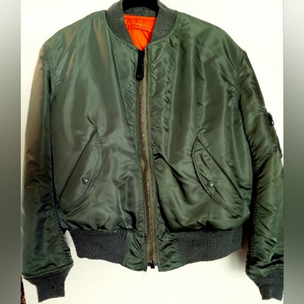 Men's ALPHA Industries USAF 1972 Vietnam Era Flight Jacket Size M, Vintage Pilot
